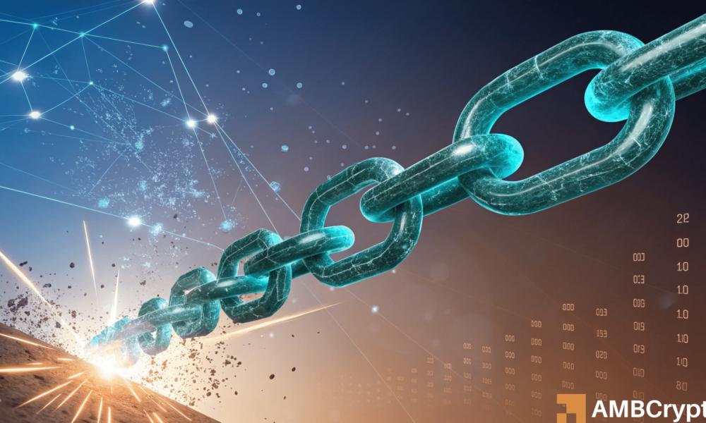 Chainlink: Outflows increase, sell pressure alleviates—Is a bullish breakout imminent?